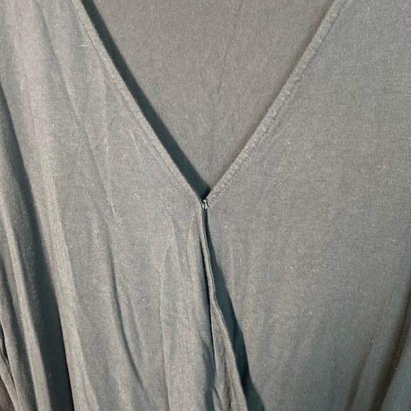 The Limited Jersey Navy and Blue Faux Wrap Dress size large - Picture 8 of 10